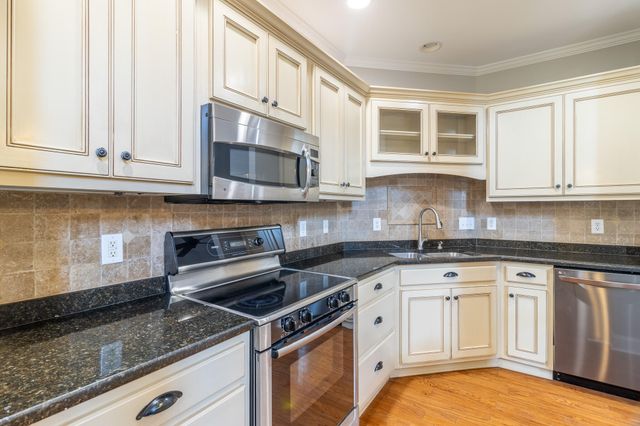 1121 Saddlebrook Drive, Chattanooga, TN 37405