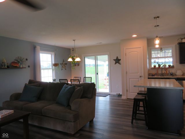 65 Patriots Landing, Fillmore, IN 46128