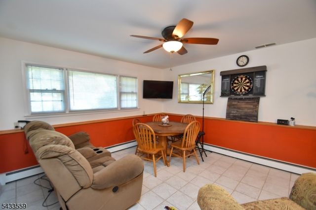 22 Caro Dr, West Milford Twp., NJ 07438