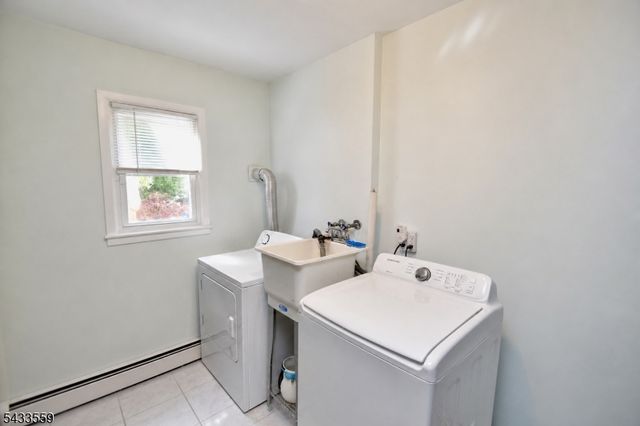 22 Caro Dr, West Milford Twp., NJ 07438