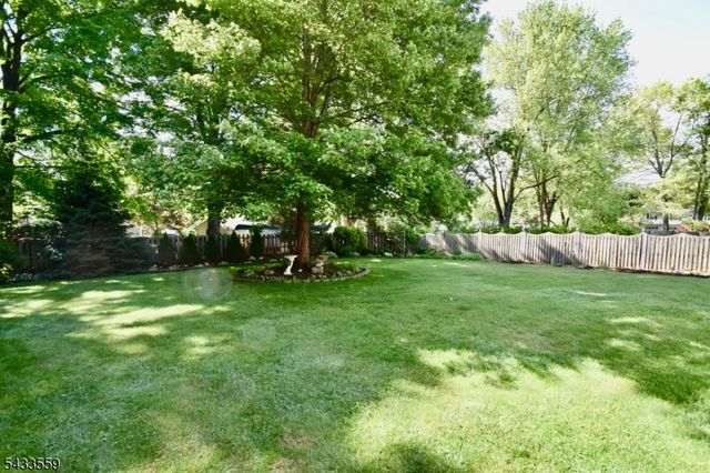 22 Caro Dr, West Milford Twp., NJ 07438