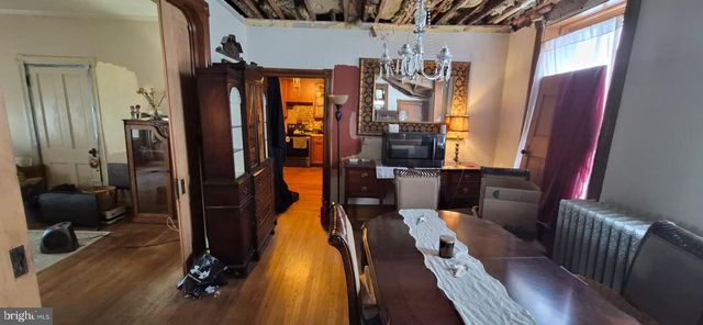 102 3RD ST E, Waynesboro, PA 17268