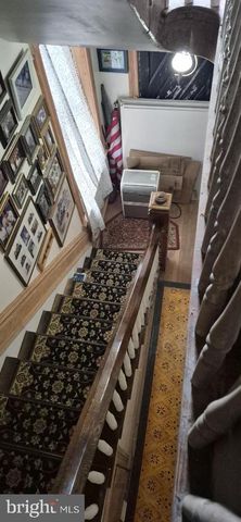 102 3RD ST E, Waynesboro, PA 17268