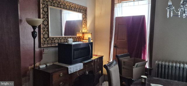 102 3RD ST E, Waynesboro, PA 17268