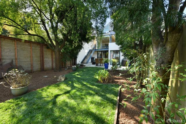 546 9th Avenue, San Francisco, CA 94118