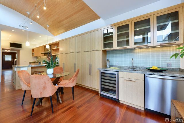 546 9th Avenue, San Francisco, CA 94118