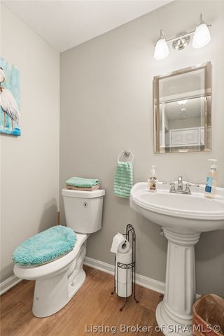 2206 Glenn Abbey, Jeffersonville, IN 47130