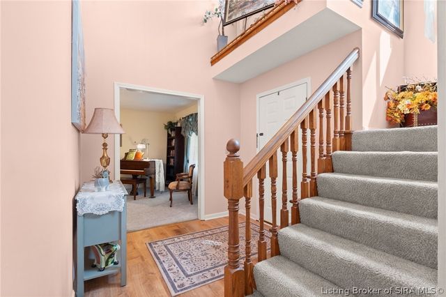 2206 Glenn Abbey, Jeffersonville, IN 47130