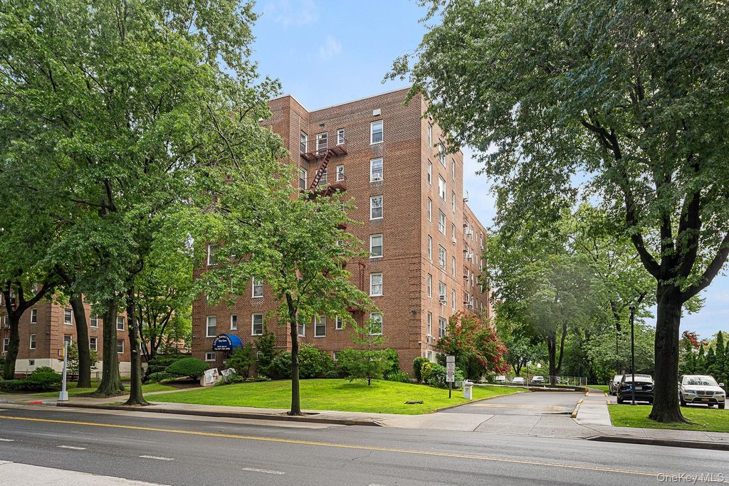 28-01 Union 5F, Flushing, NY 11354 — exterior