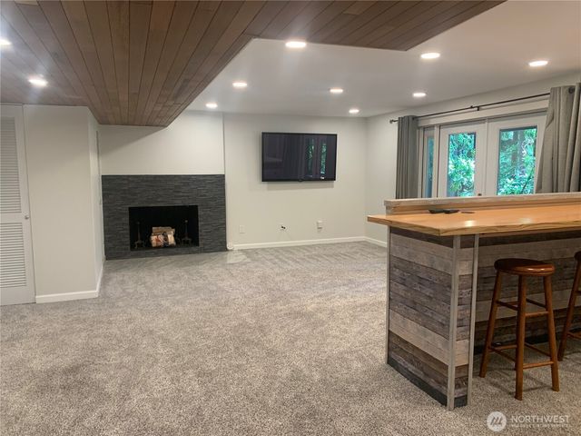 8210 171st Avenue NE, Redmond, WA 98052