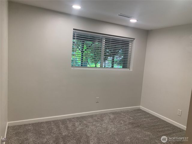 8210 171st Avenue NE, Redmond, WA 98052
