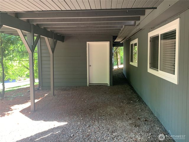8210 171st Avenue NE, Redmond, WA 98052
