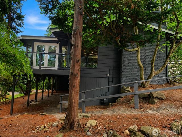 8210 171st Avenue NE, Redmond, WA 98052