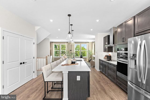 54320 MYSTIC MAROON TER, Ashburn, VA 20147