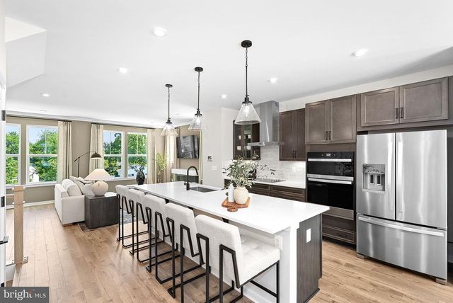 54320 MYSTIC MAROON TER, Ashburn, VA 20147