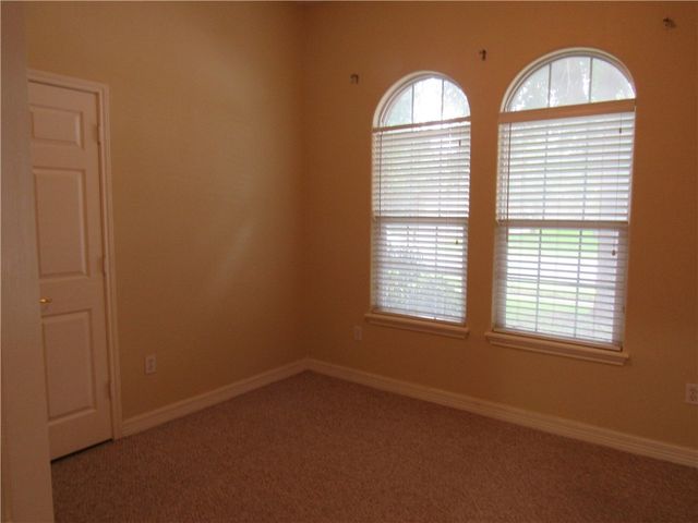 7521 Bon Soir Dr, Corpus Christi, TX 78414