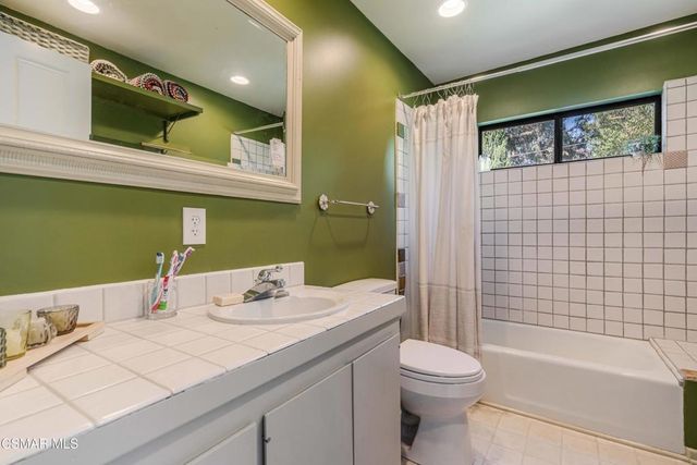 20666 Cheney Drive, Topanga, CA 90290