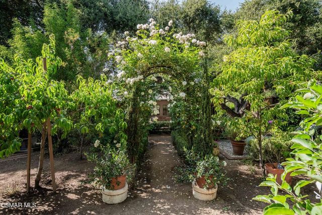 20666 Cheney Drive, Topanga, CA 90290