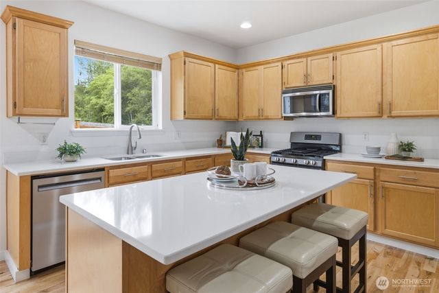14717 Madison Way, Lynnwood, WA 98087