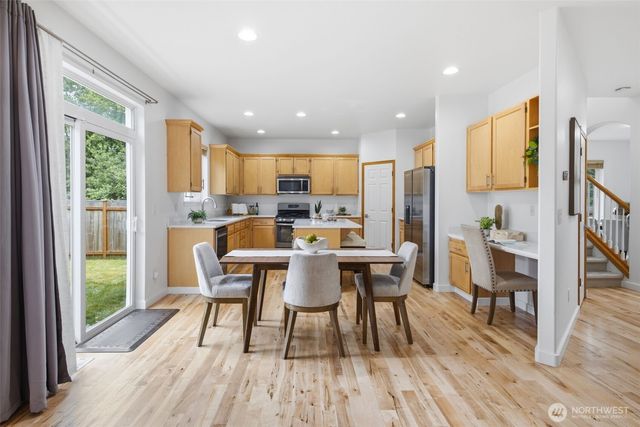 14717 Madison Way, Lynnwood, WA 98087