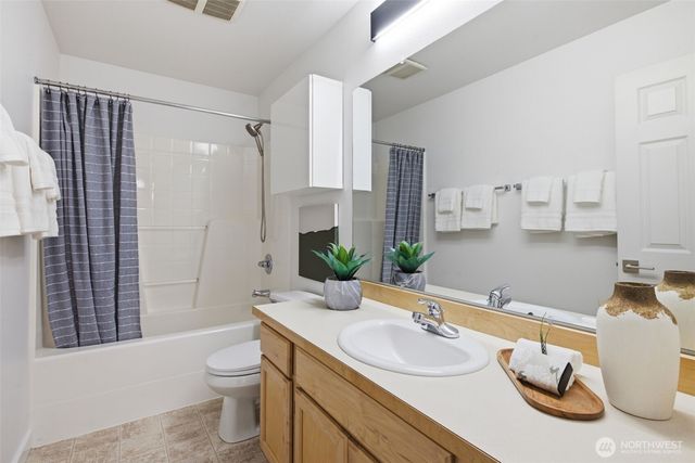14717 Madison Way, Lynnwood, WA 98087