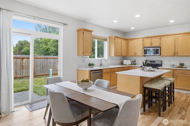 14717 Madison Way, Lynnwood, WA 98087