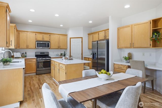 14717 Madison Way, Lynnwood, WA 98087