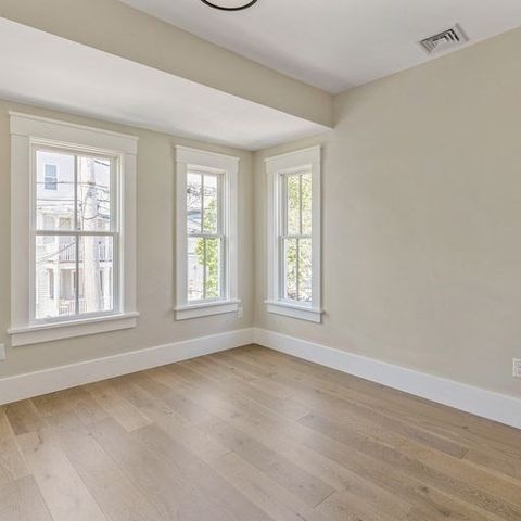 111-113 Pearson Rd, Somerville, MA 02144