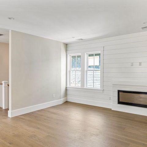 111-113 Pearson Rd, Somerville, MA 02144