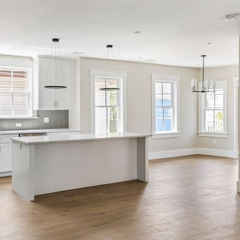 111-113 Pearson Rd, Somerville, MA 02144