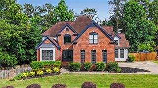401 The Falls Of Cherokee Drive, Canton, GA 30114