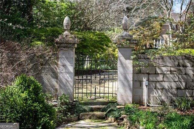 1209 Springdale Road NE, Atlanta, GA 30306