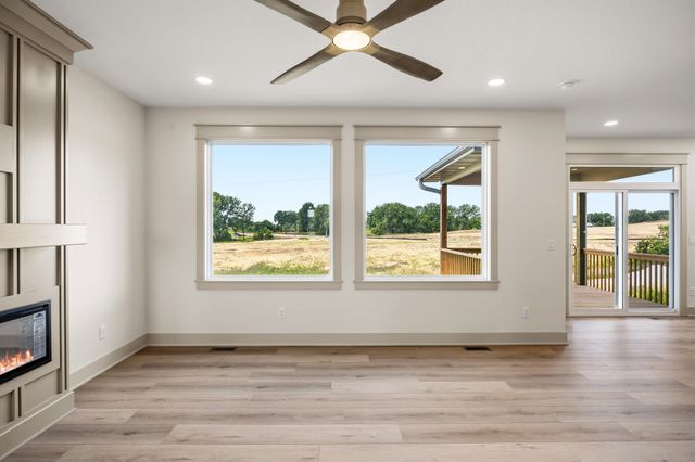 434 Venice Avenue, West Des Moines, IA 50266
