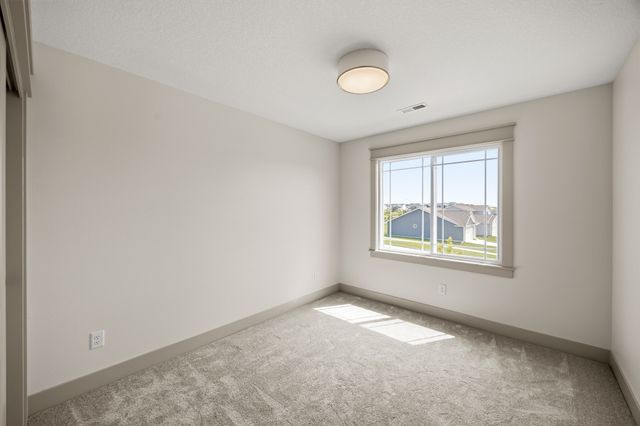 434 Venice Avenue, West Des Moines, IA 50266