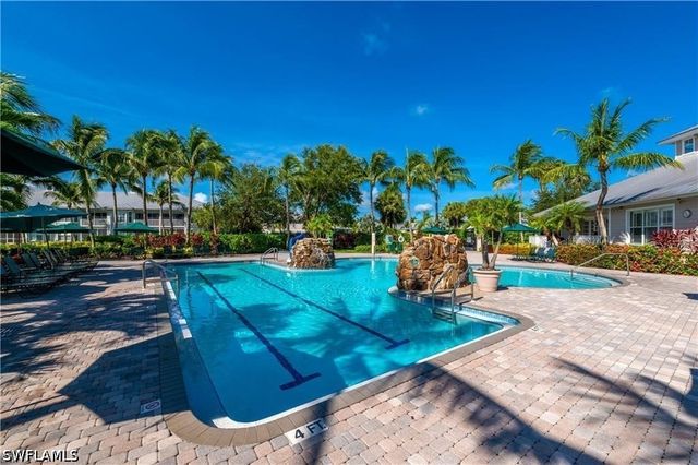 7940 Mahogany Run LN 623, Naples, FL 34113