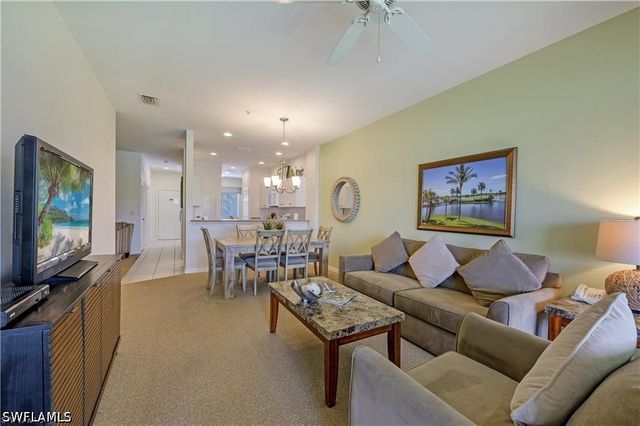 7940 Mahogany Run LN 623, Naples, FL 34113