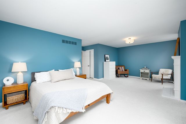 2254 Rivenoak Court 61, Ann Arbor, MI 48103