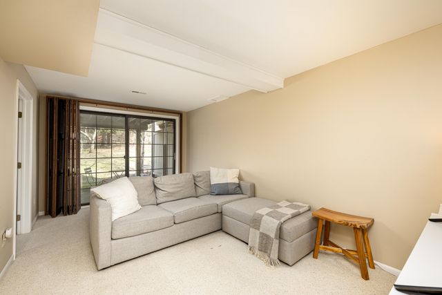 2254 Rivenoak Court 61, Ann Arbor, MI 48103