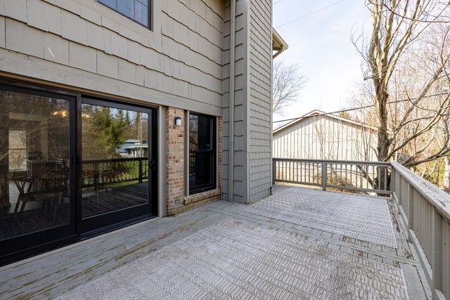 2254 Rivenoak Court 61, Ann Arbor, MI 48103