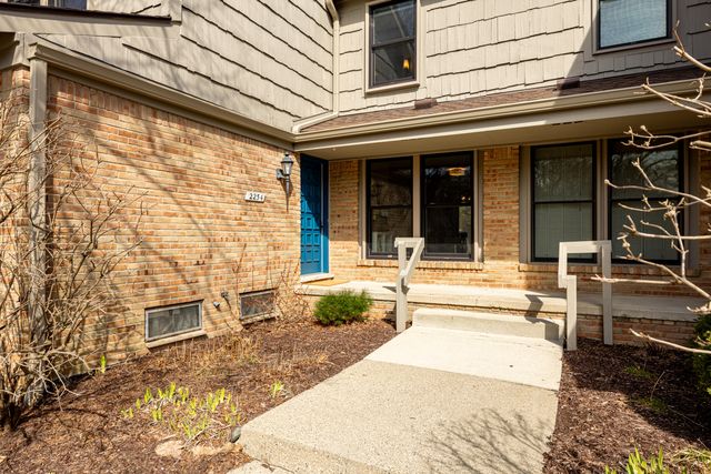 2254 Rivenoak Court 61, Ann Arbor, MI 48103