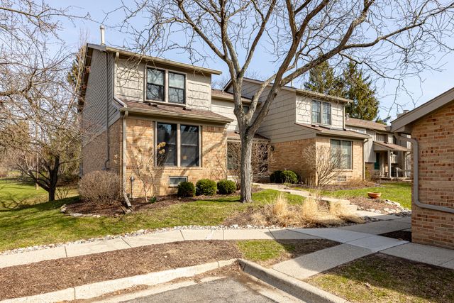 2254 Rivenoak Court 61, Ann Arbor, MI 48103