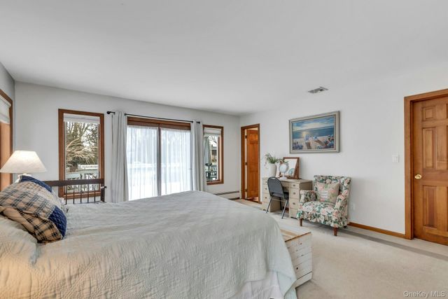 558 Gillette Avenue, Bayport, NY 11705