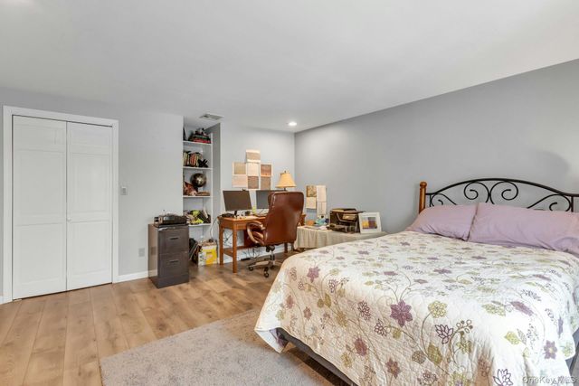 558 Gillette Avenue, Bayport, NY 11705