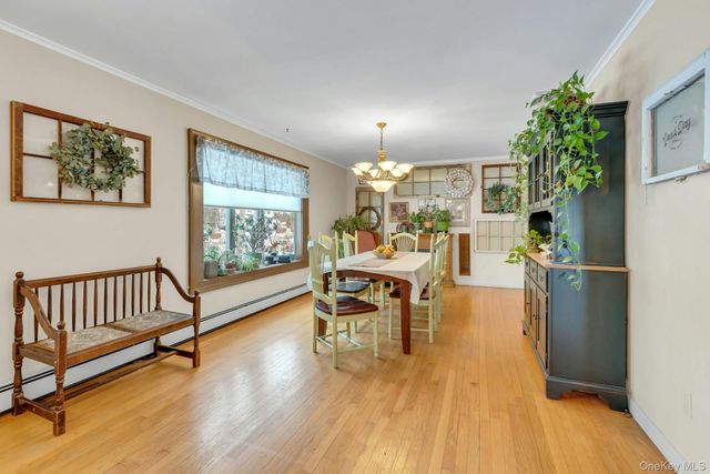 558 Gillette Avenue, Bayport, NY 11705