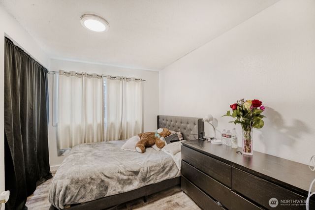 28015 22nd Avenue S, Federal Way, WA 98003