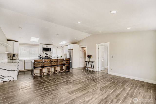 28015 22nd Avenue S, Federal Way, WA 98003