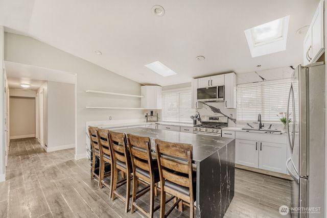 28015 22nd Avenue S, Federal Way, WA 98003