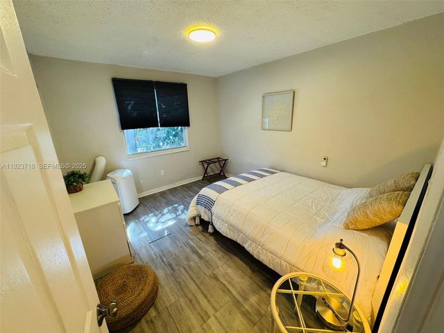 2205 Roosevelt St 4, Hollywood, FL 33020