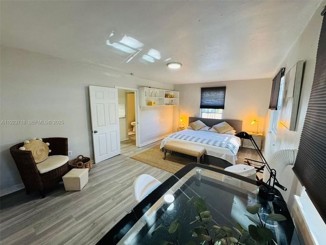 2205 Roosevelt St 4, Hollywood, FL 33020