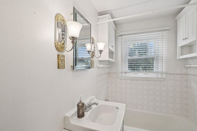 1649 Obetz Avenue, Obetz, OH 43207